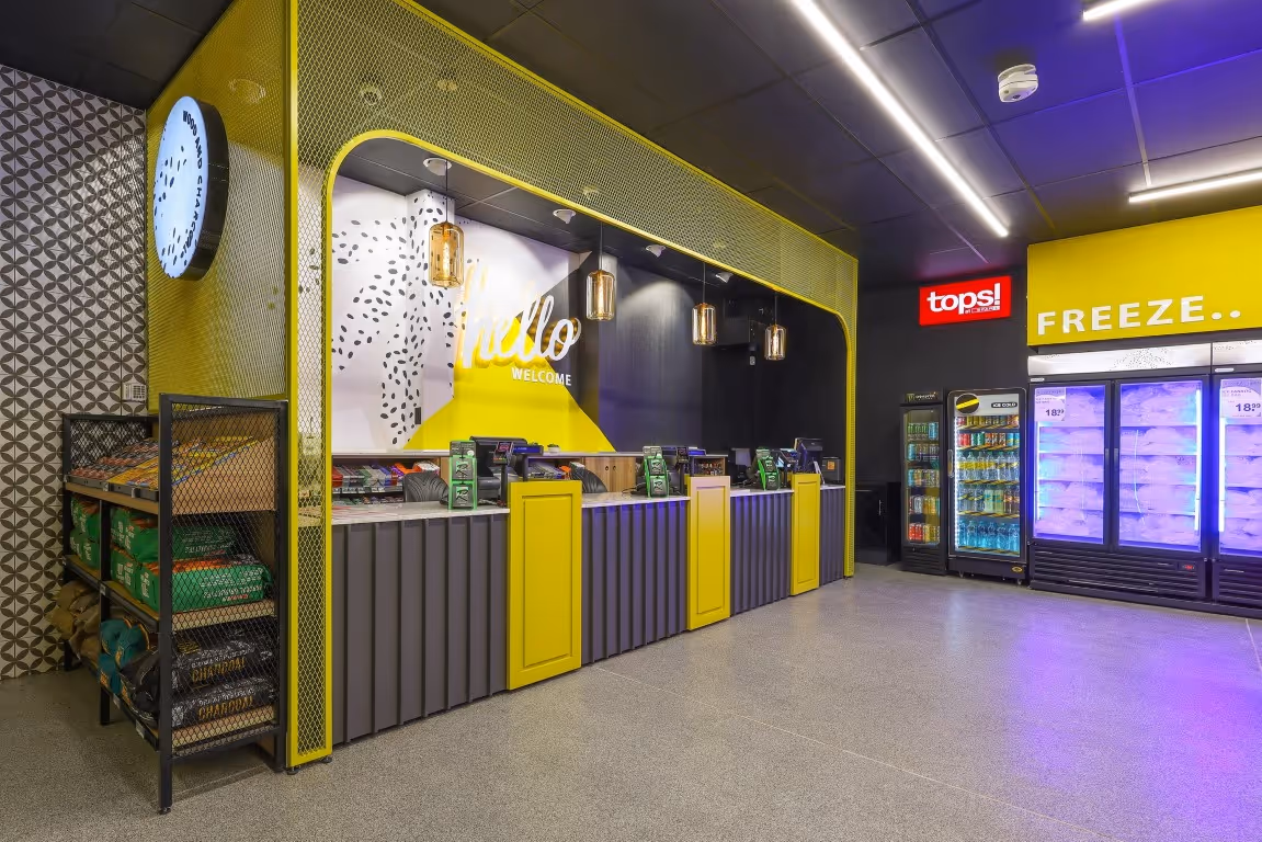 Kloofsig Tops Black Rock Construction