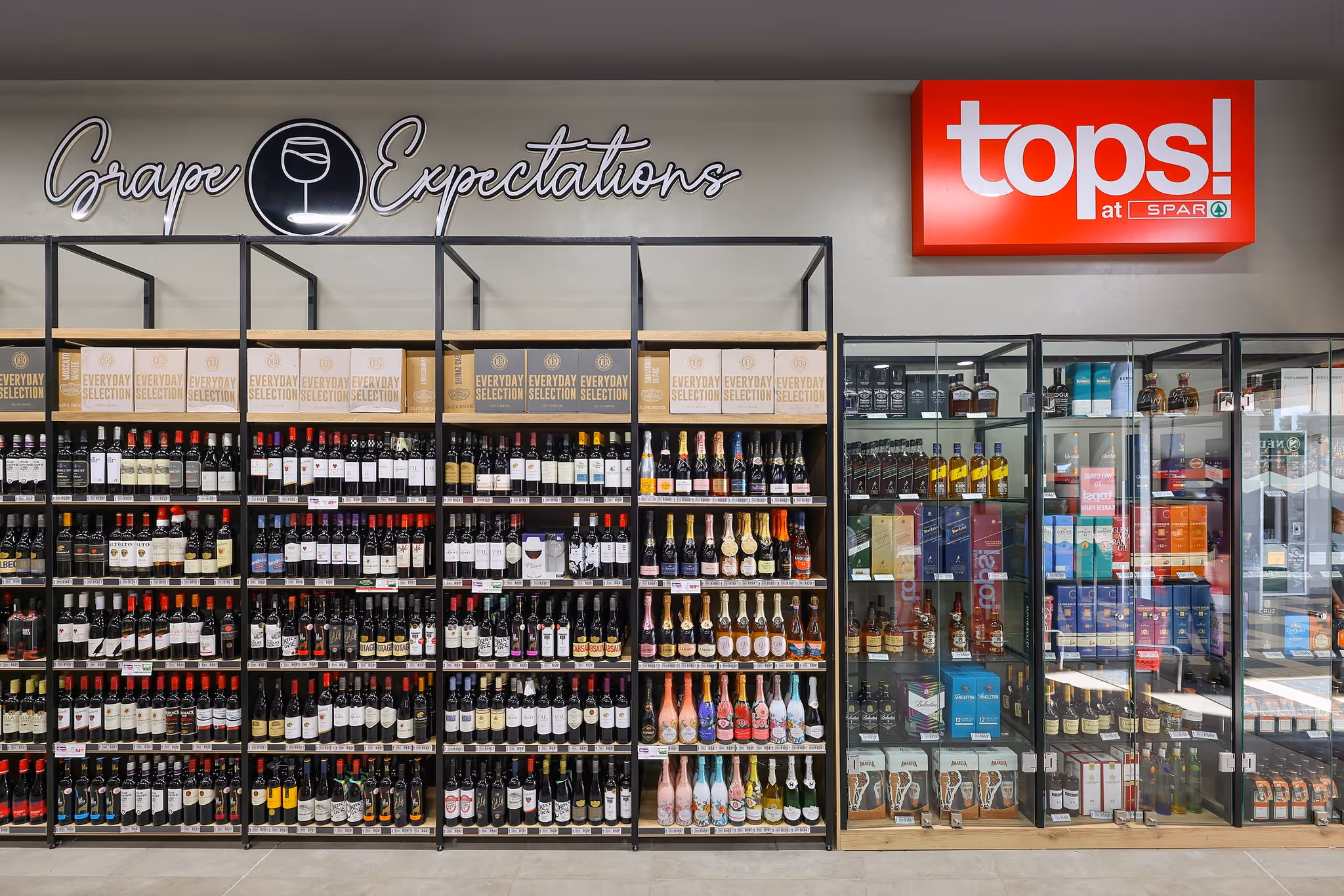 The Reeds Tops Black Rock Construction