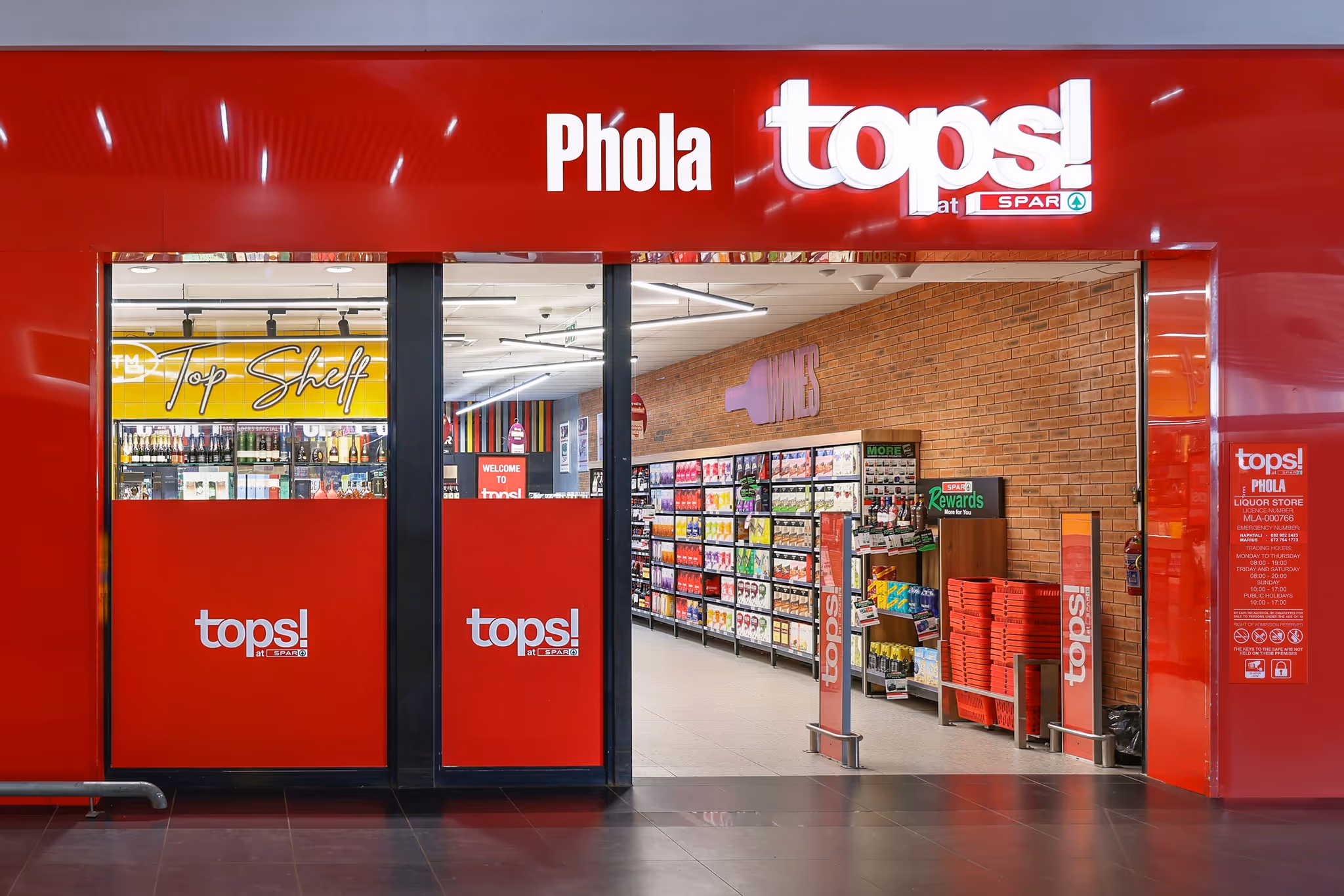 Saxby Tops Black Rock Construction