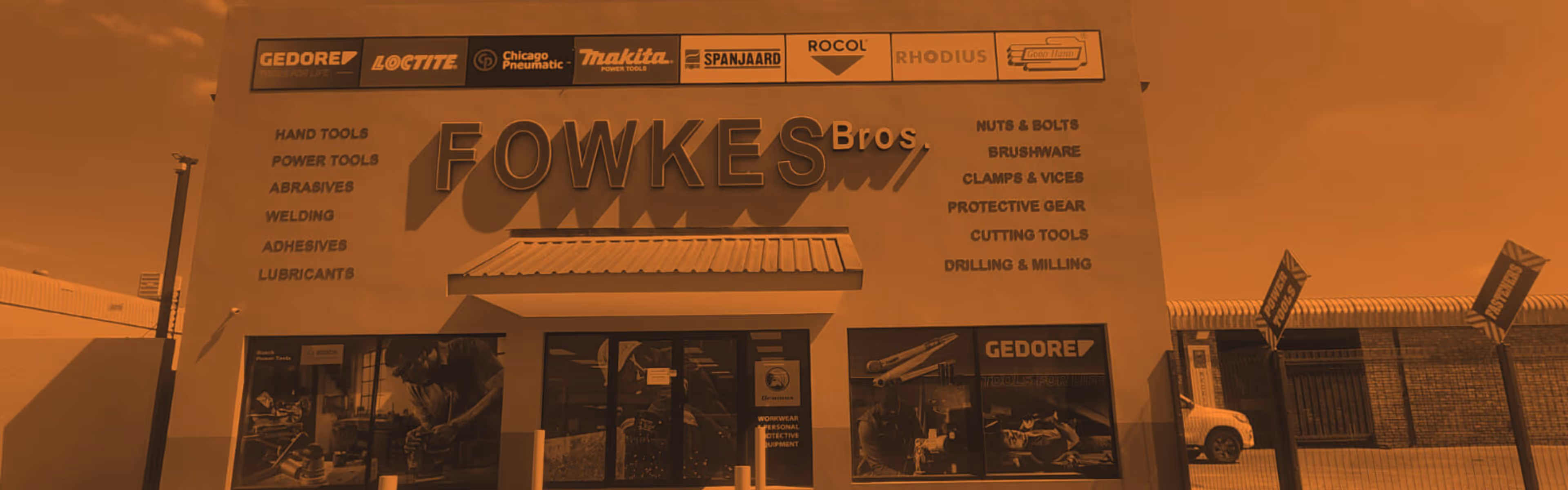 The Reeds Spar Black Rock Construction